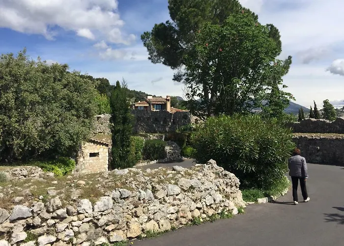 L'Elegante - Maison De Ville Avec Bains A Remous - Parking Inclus